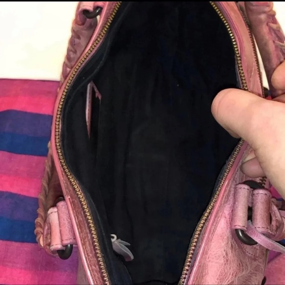 Balenciaga “First” - Picture 9 of 12